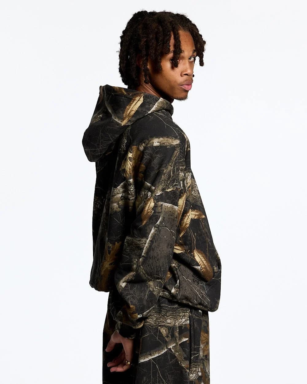 HOODIE REALTREE BLACK 4