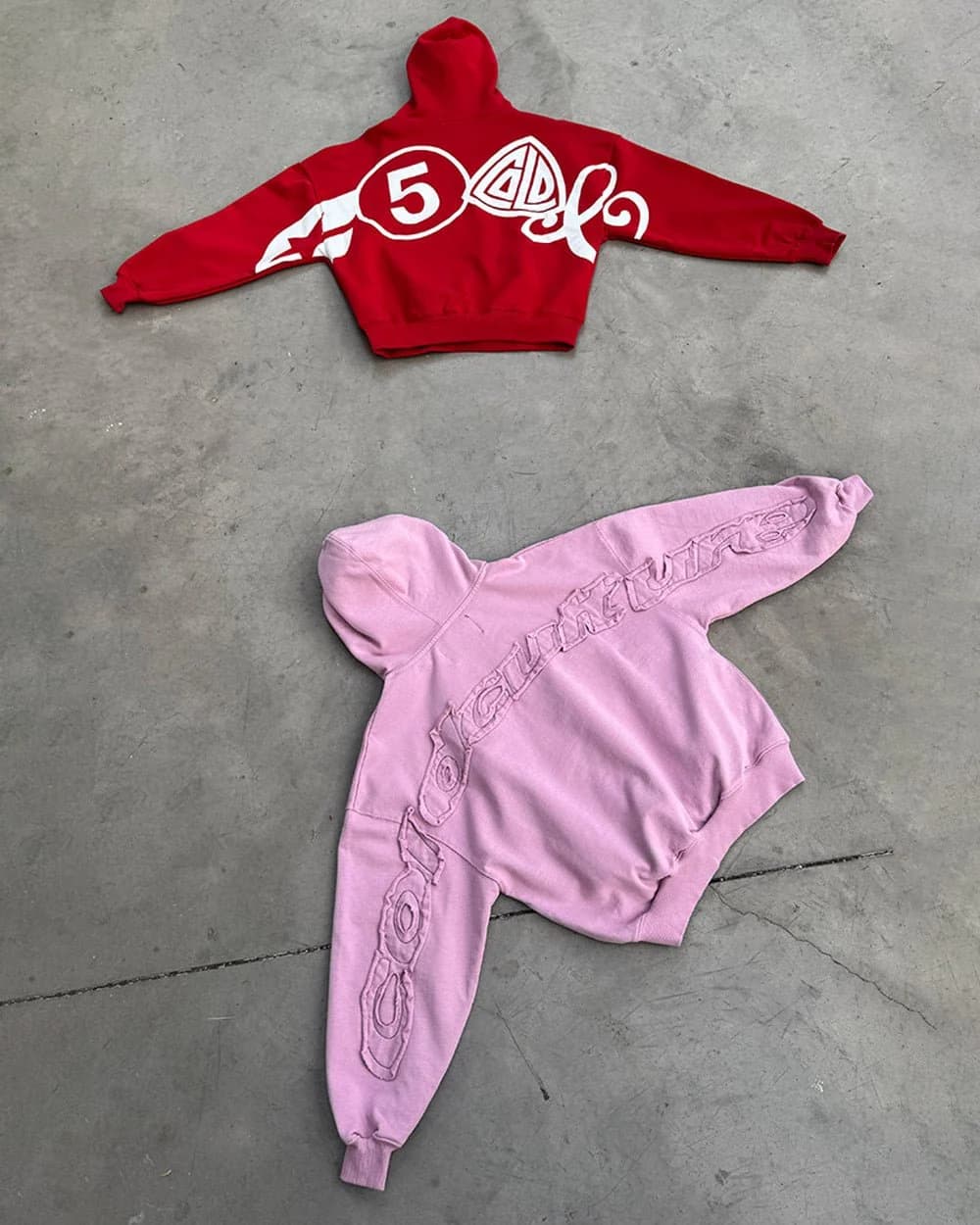 ICONIC COLD HOODIE RED 6