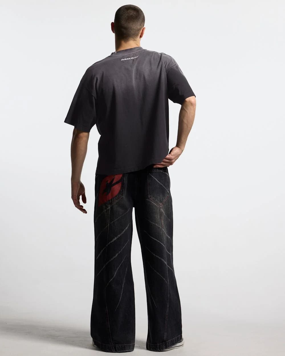 CROSSED SCRIPT TEE BLACK 4