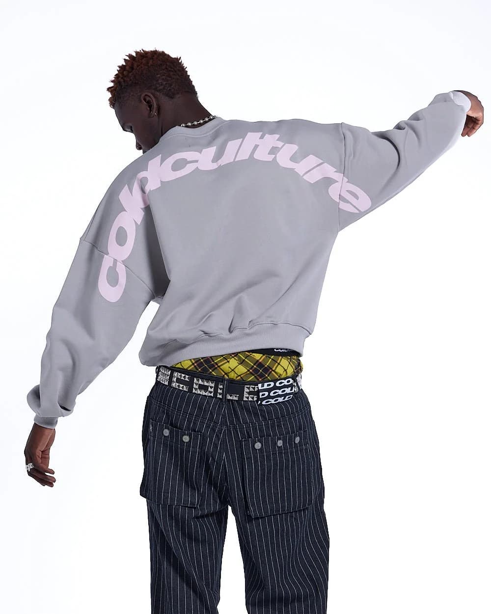 CURVED CREWNECK GREY 3