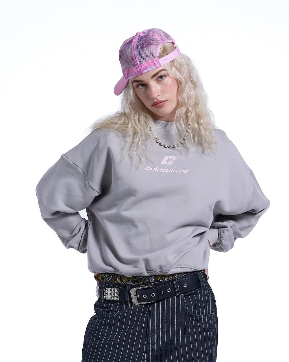 CURVED CREWNECK GREY 6