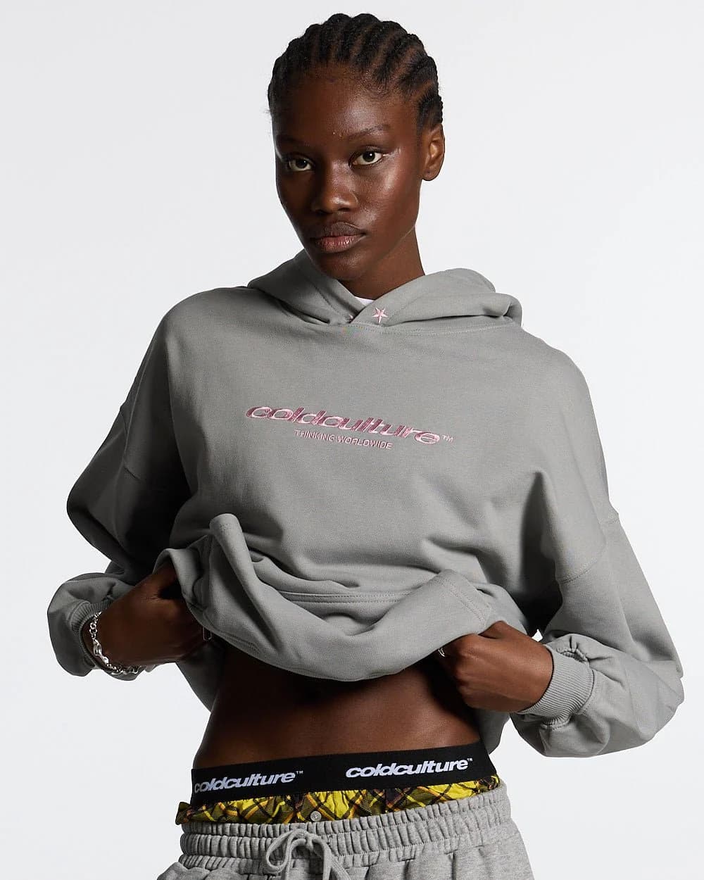 ESSENTIAL HOODIE ULTIMATE GREY 5