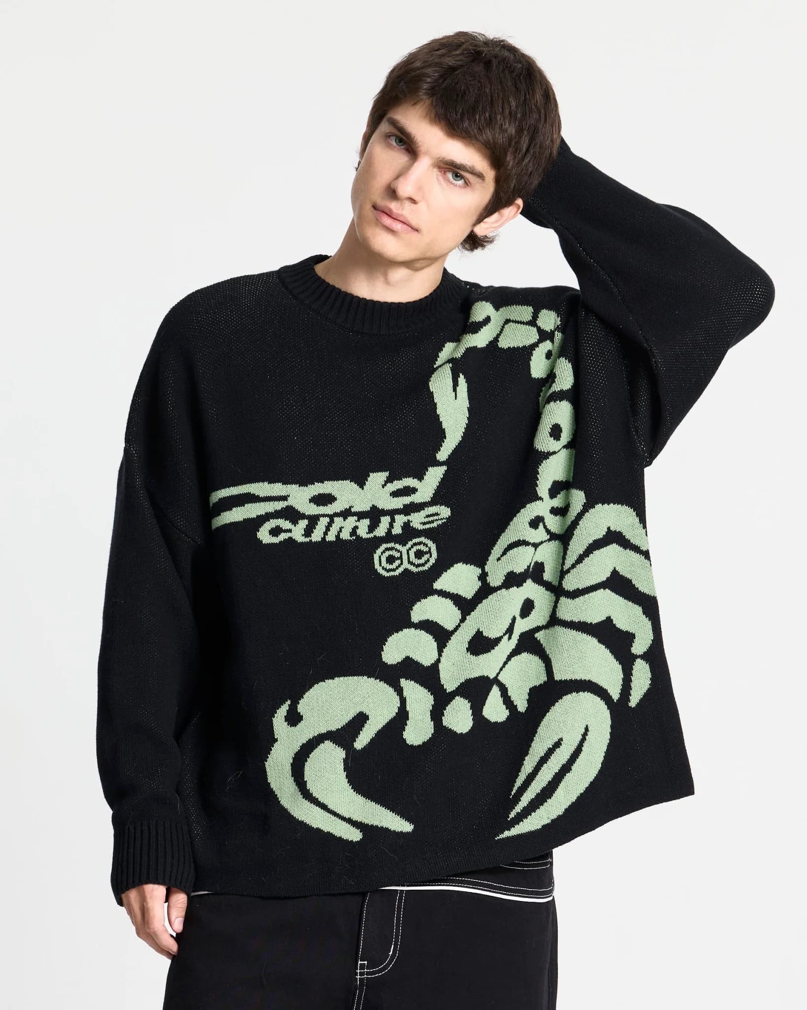 POISON KNIT BLACK AND GREEN 2