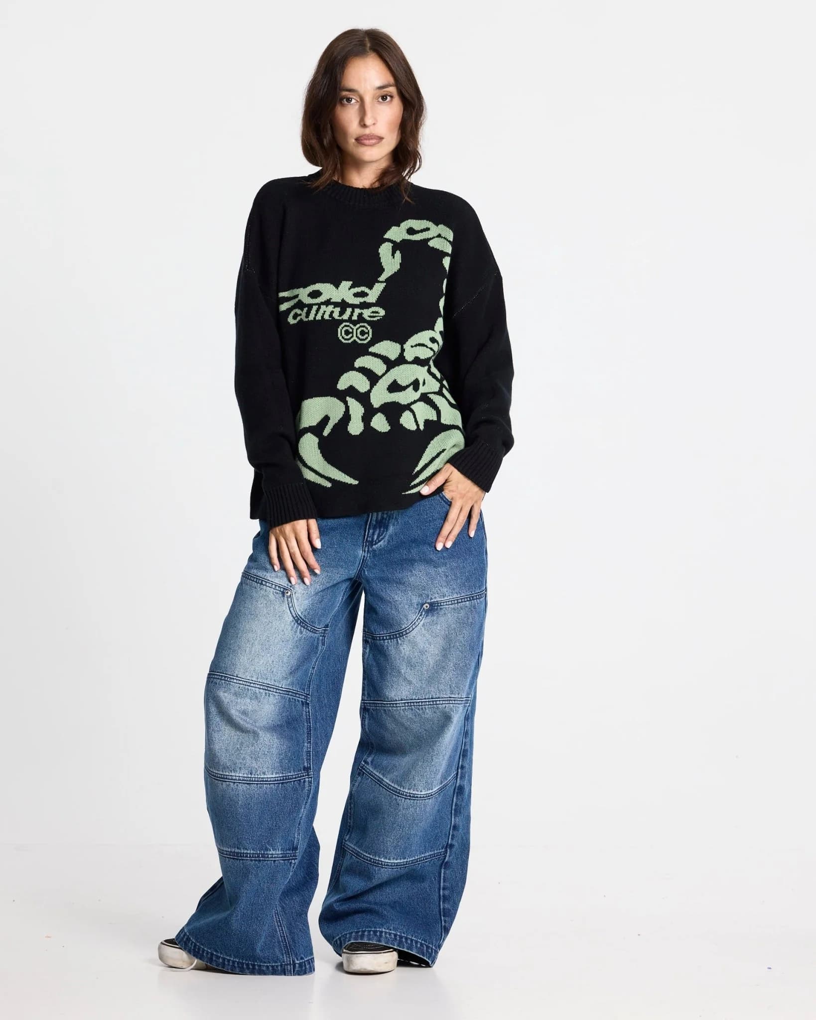 POISON KNIT BLACK AND GREEN 9