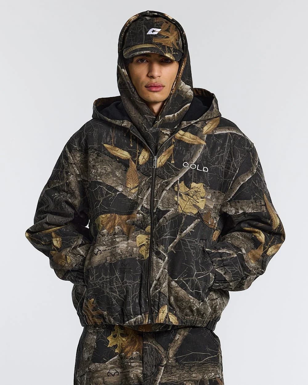 HOODED JACKET REALTREE BLACK by COLD CULTURE