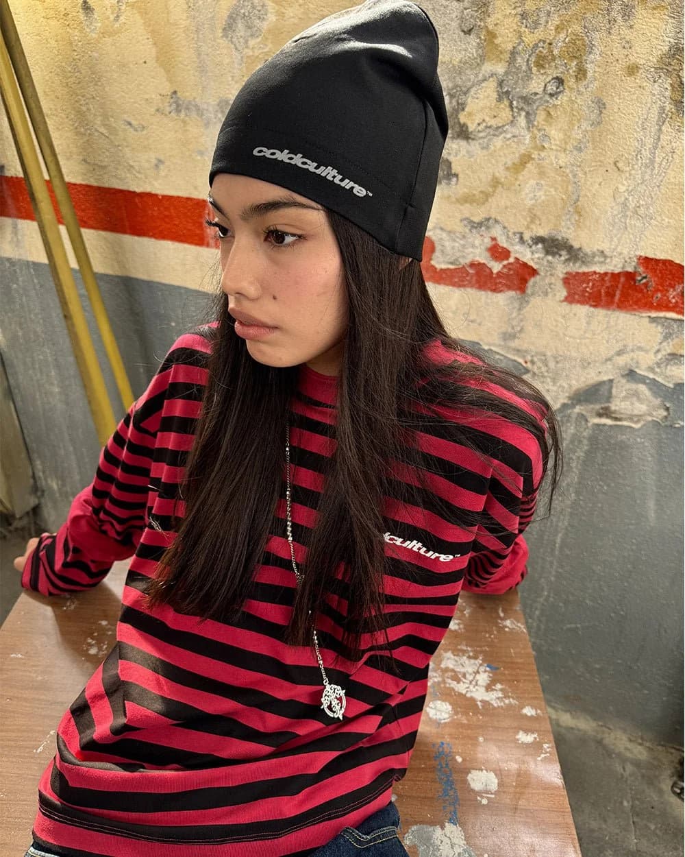 PARDON ME LONGSLEEVE BLACK & RED 7