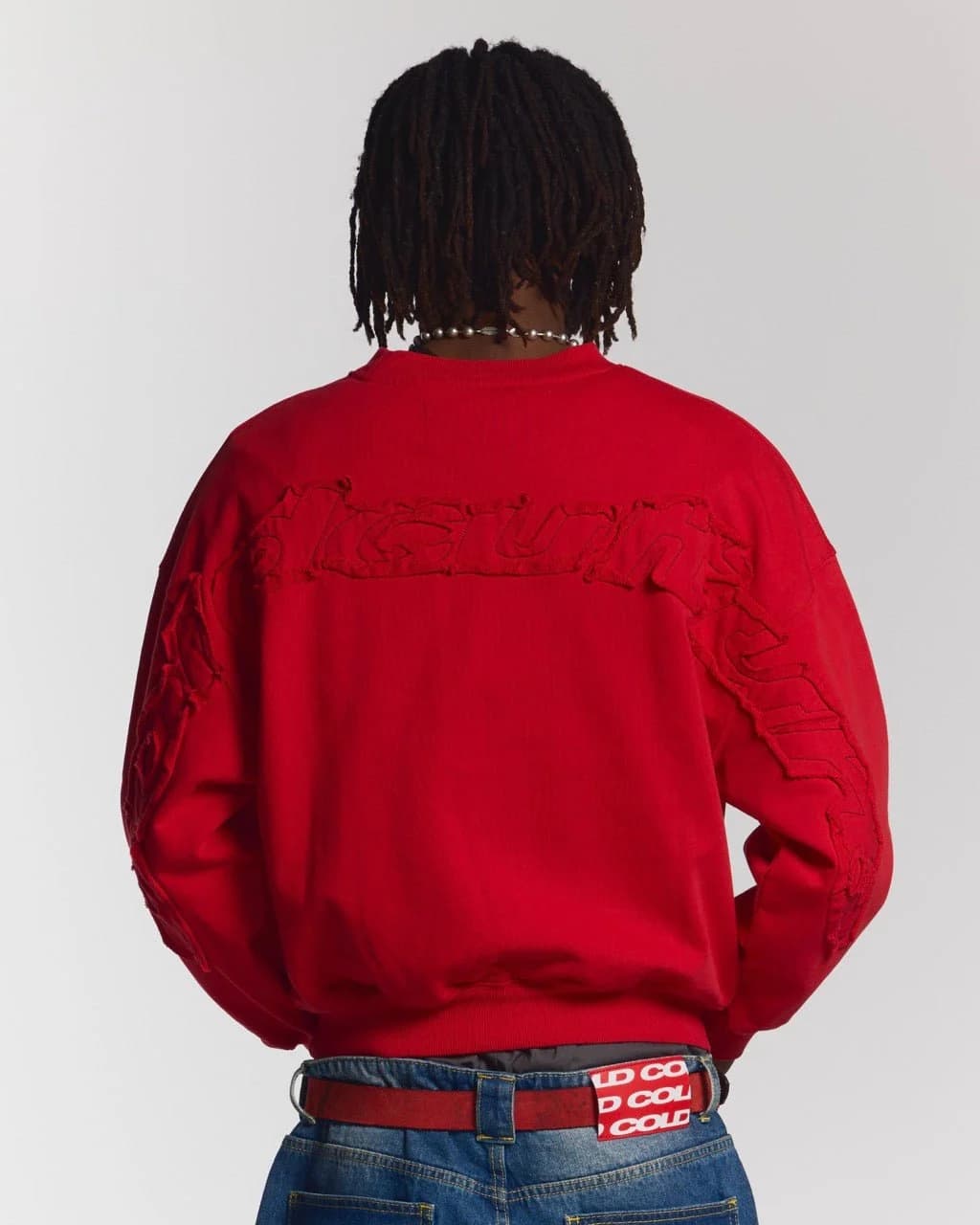 DISTRESS CURVED CREWNECK RED 3