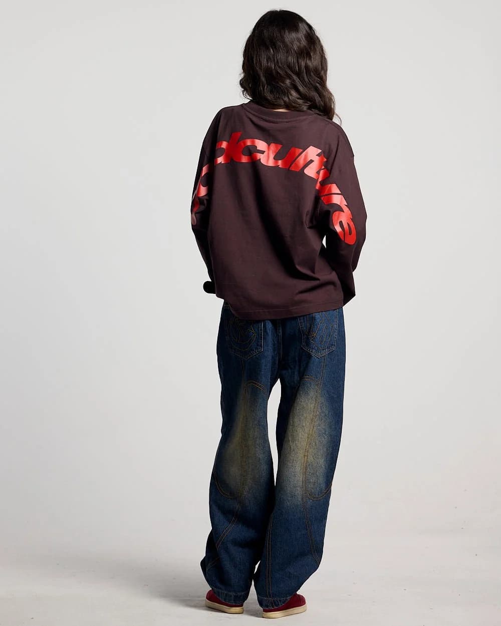 CURVED LONGSLEEVE BROWN 5