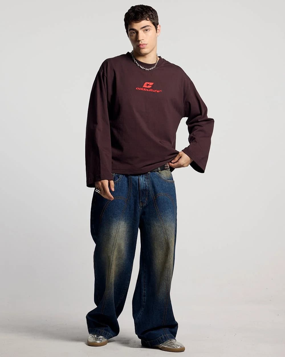 CURVED LONGSLEEVE BROWN 4