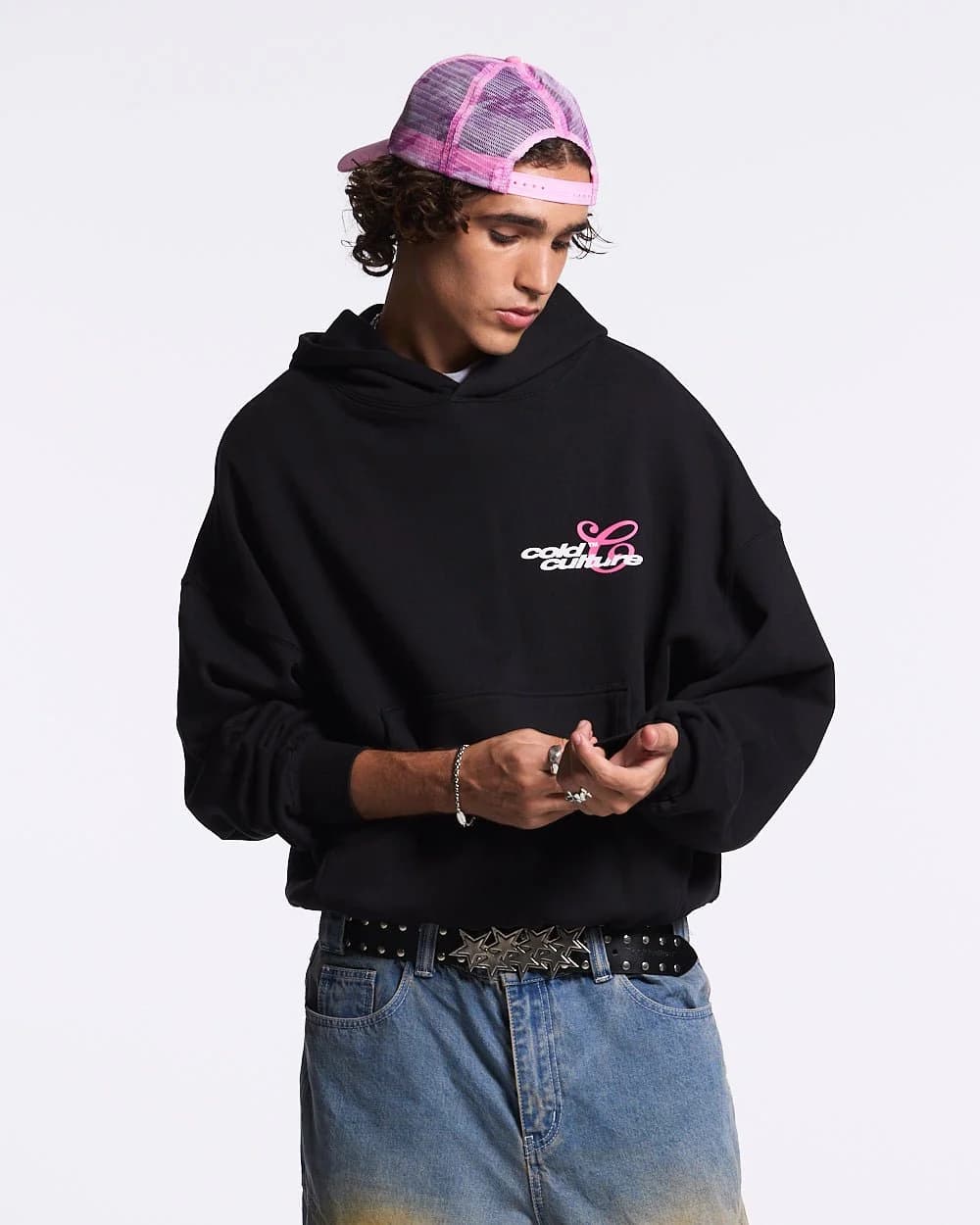 KISS THE BUNNY HOODIE BLACK 4