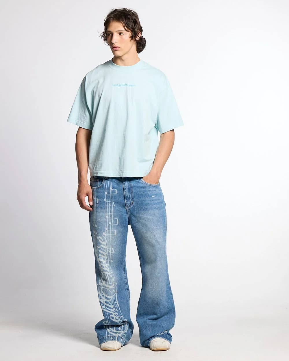 DISTRESS CURVED TEE BLUE 5