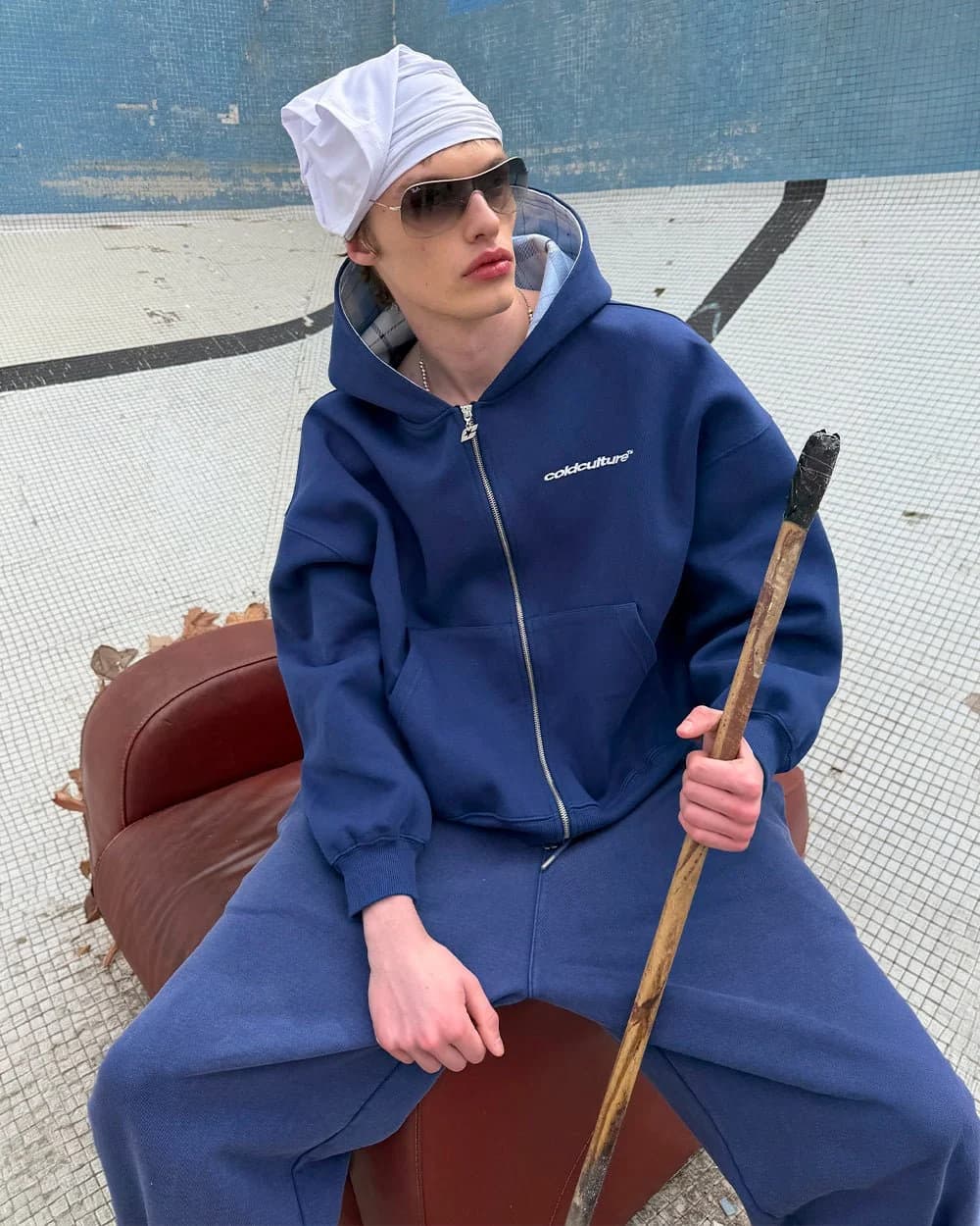 HIDE AND SEEK ZIP HOODIE NAVY 9