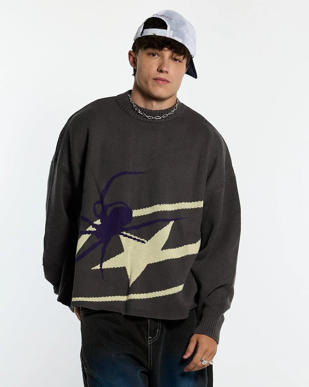 SPIDER KNIT GREY 3