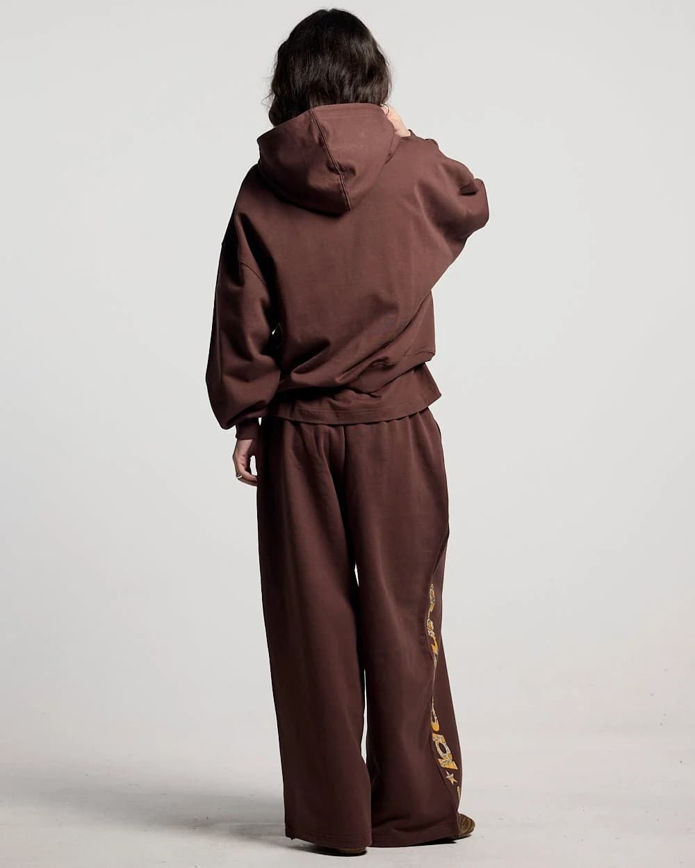 WILD SNAKE HOODIE BROWN 6