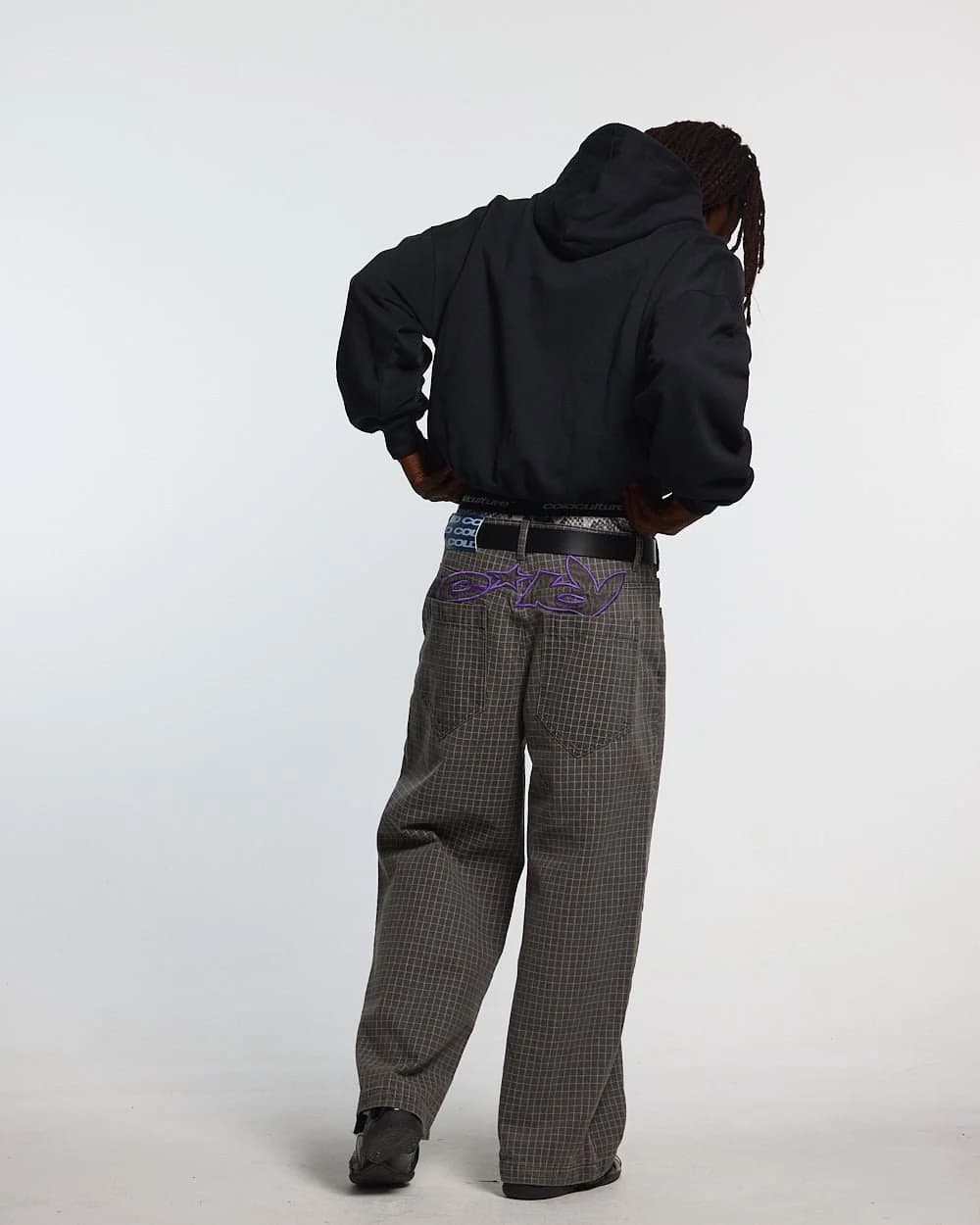 TEASE ME HOODIE BLACK 4
