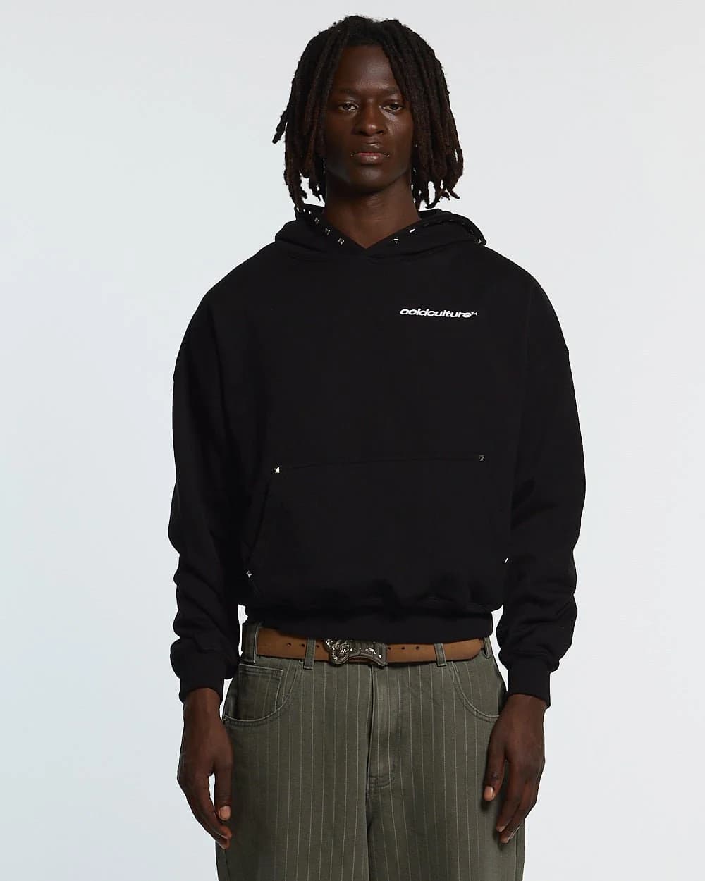 BADGES HOODIE BLACK 2
