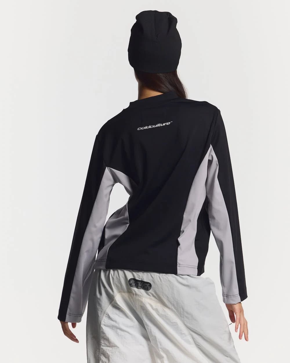 SPEED LONGSLEEVE BLACK 6