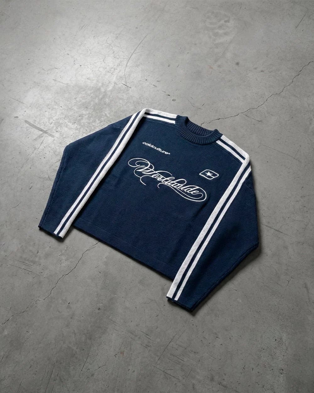 W80 KNITWEAR BLUE 7
