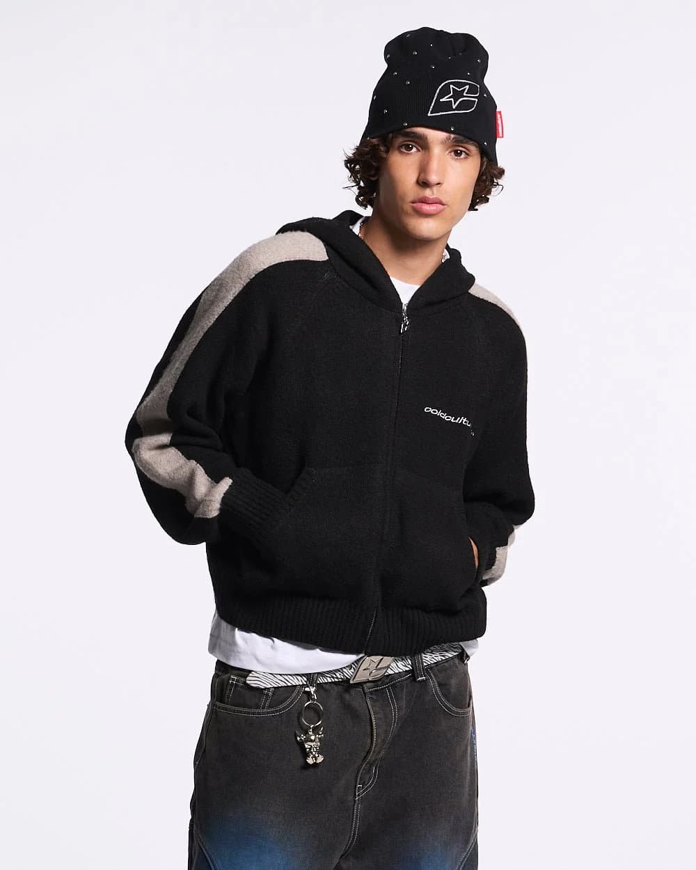 VIBRANT TEDDY KNIT BLACK 3