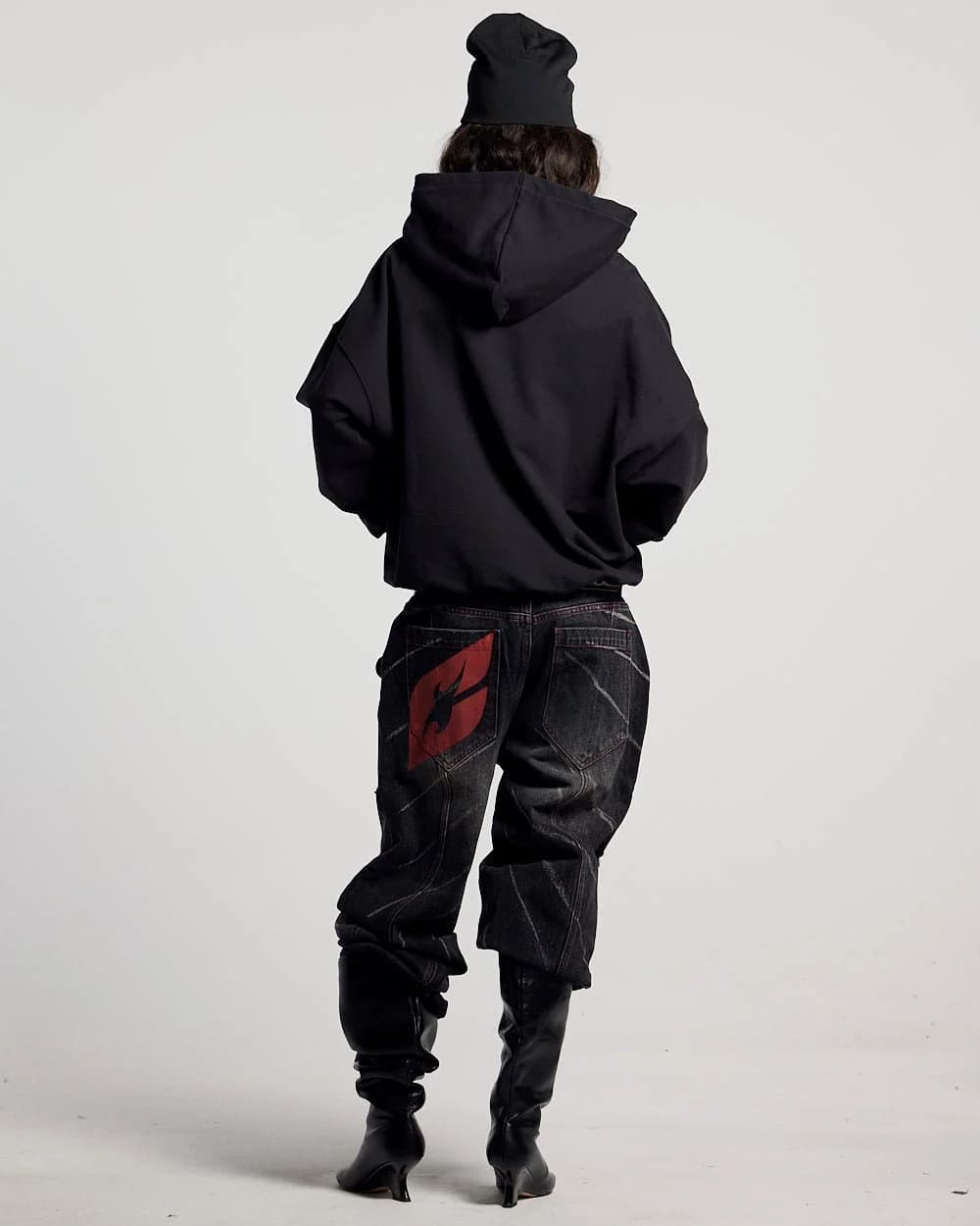 CURVED FRONT HOODIE BLACK 6