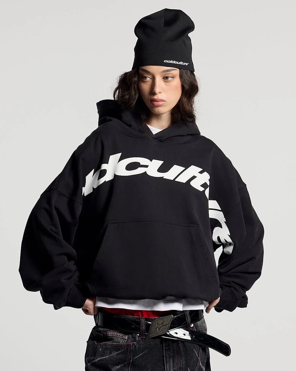 CURVED FRONT HOODIE BLACK 5