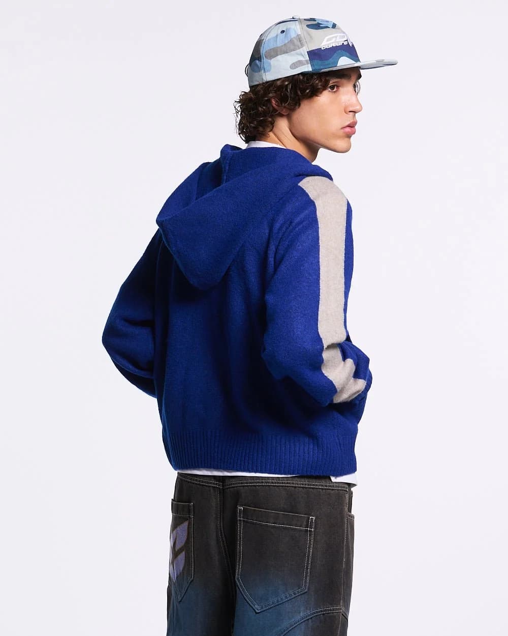 VIBRANT TEDDY KNIT BLUE 4