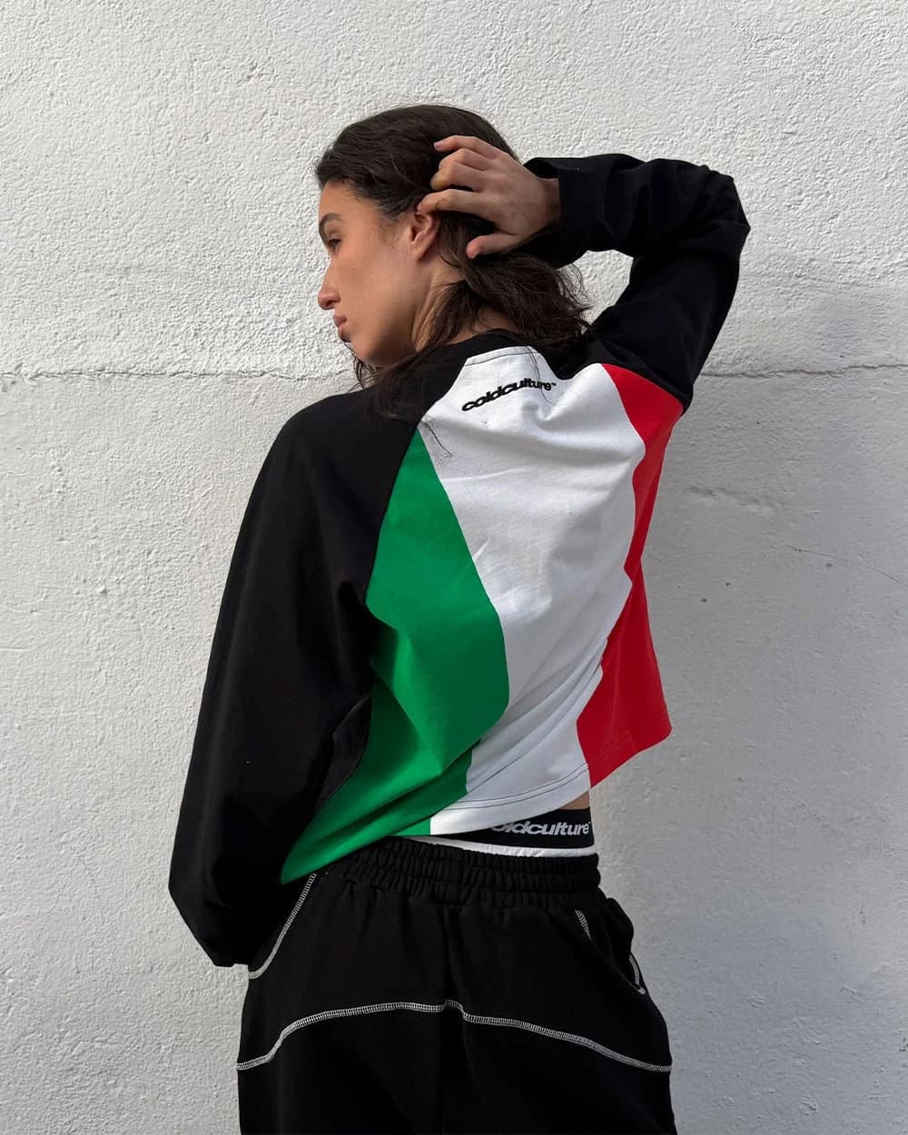 TRICOLORE LONGSLEEVE BLACK 9