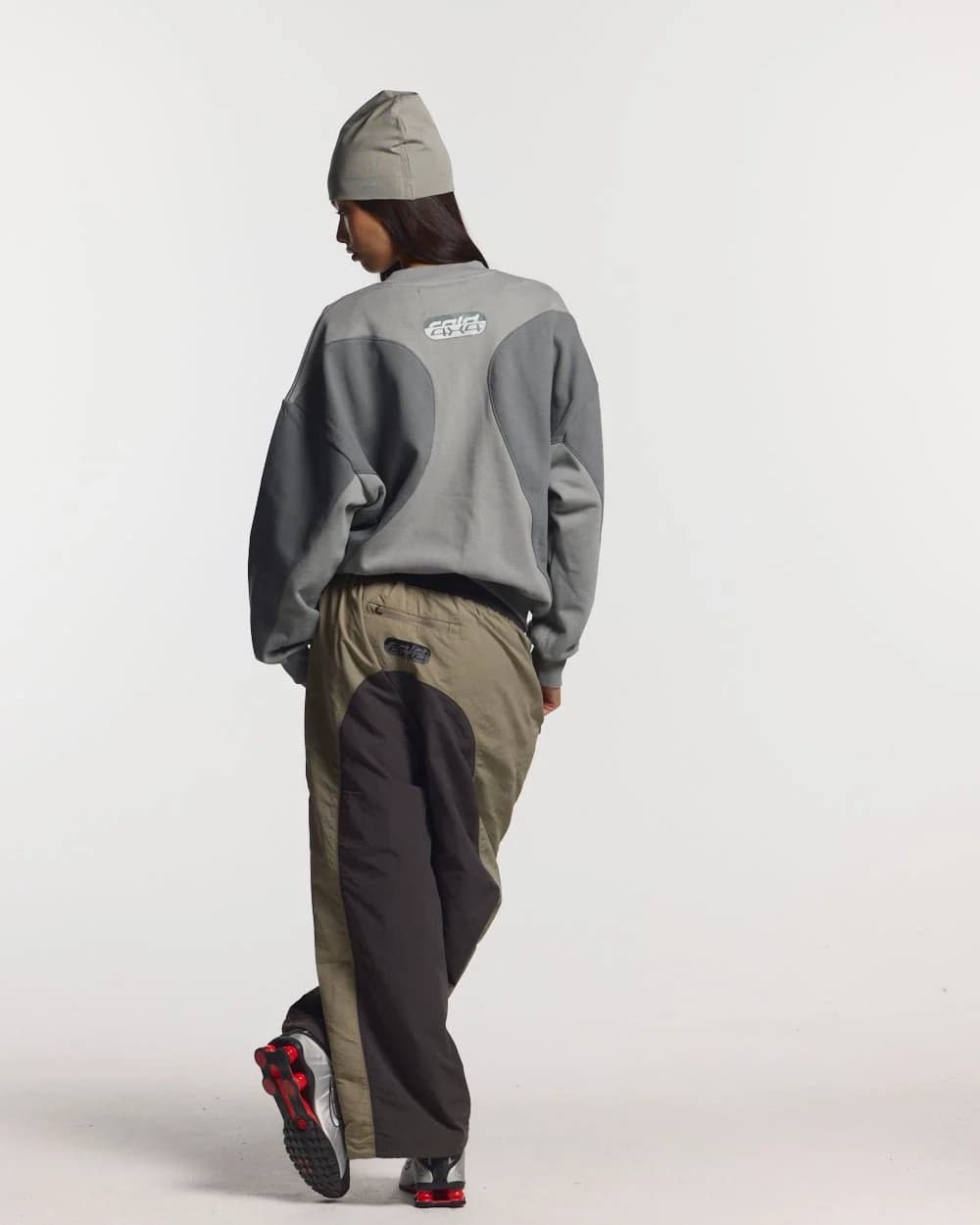 SPEED & SHINE CREWNECK GREY 6