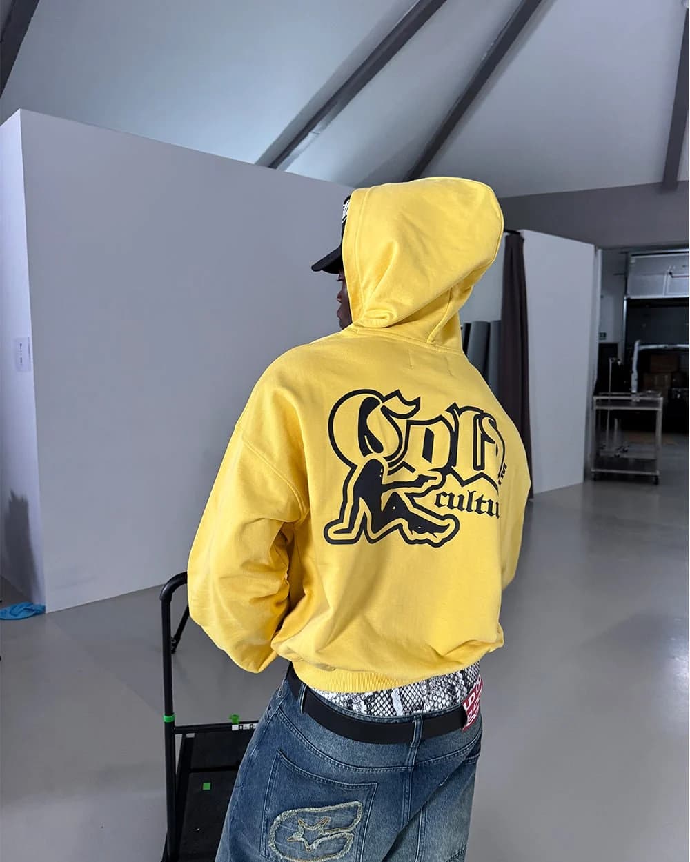 BANG BANG HOODIE YELLOW 7