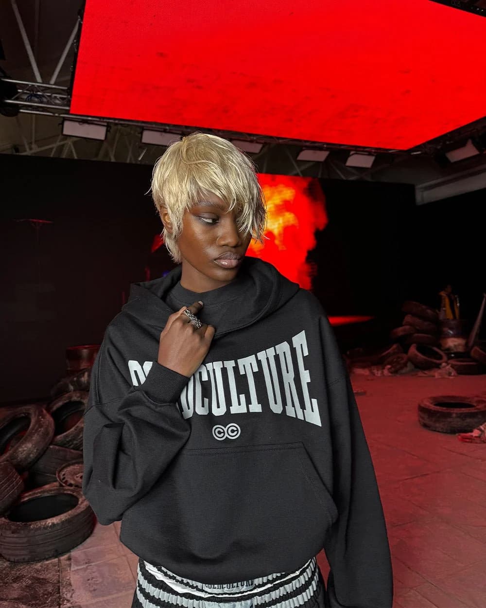 RAGE IN THE RING HOODIE BLACK 8
