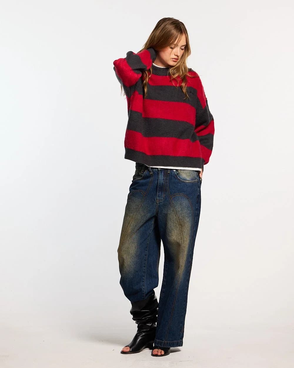 FLUFFY FUR KNIT BLACK & RED 5