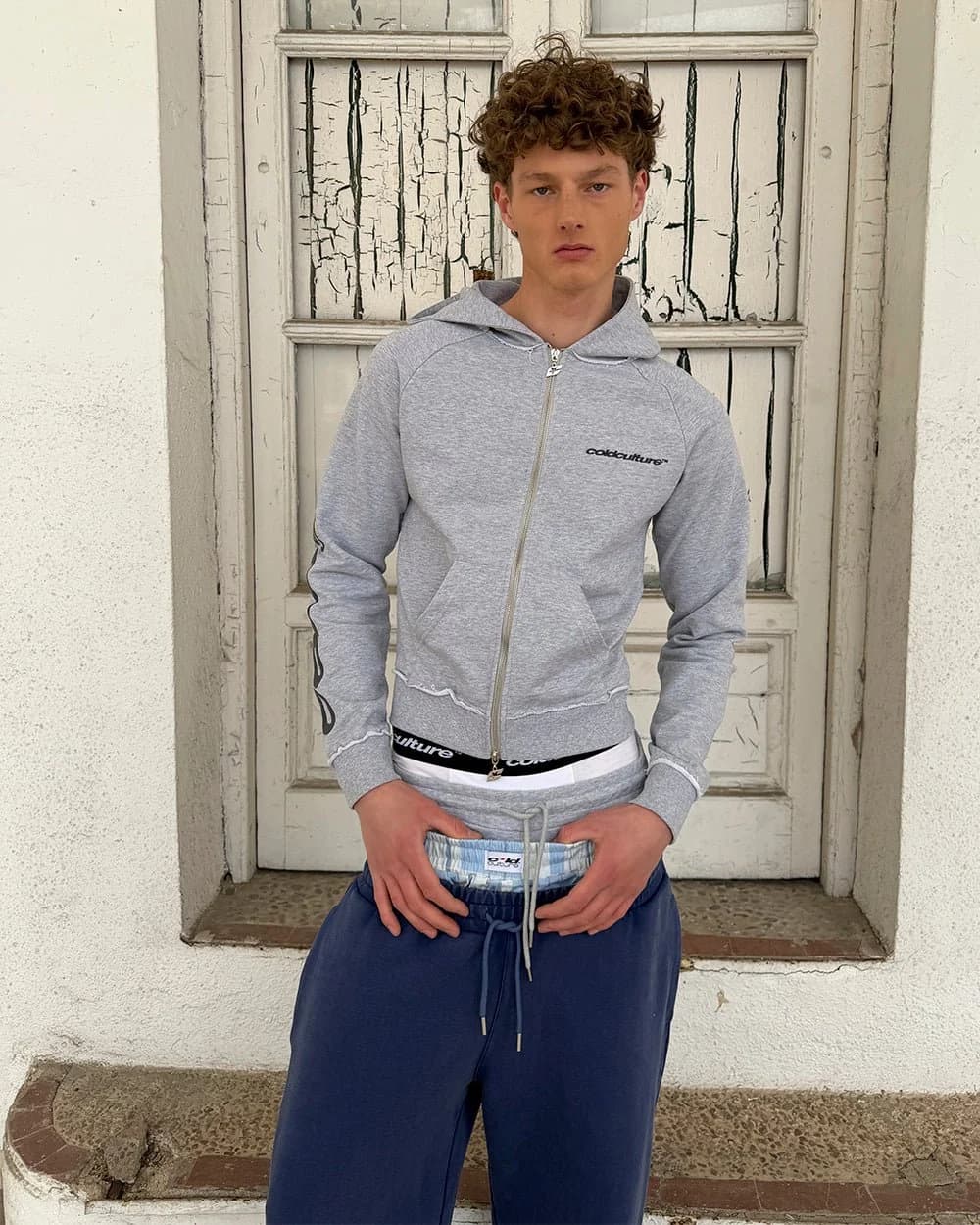 COLD SPORT ZIP HOODIE GREY 8