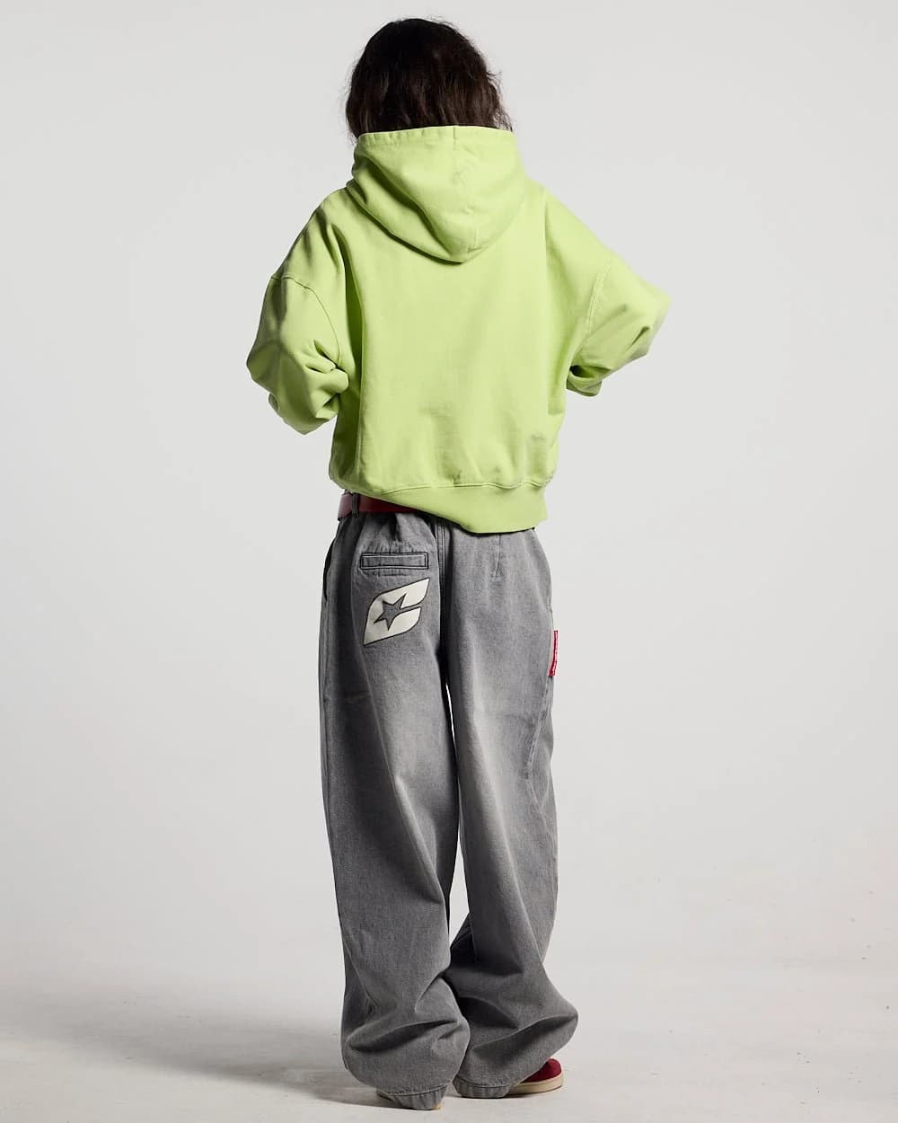 WILD HOODIE GREEN 6