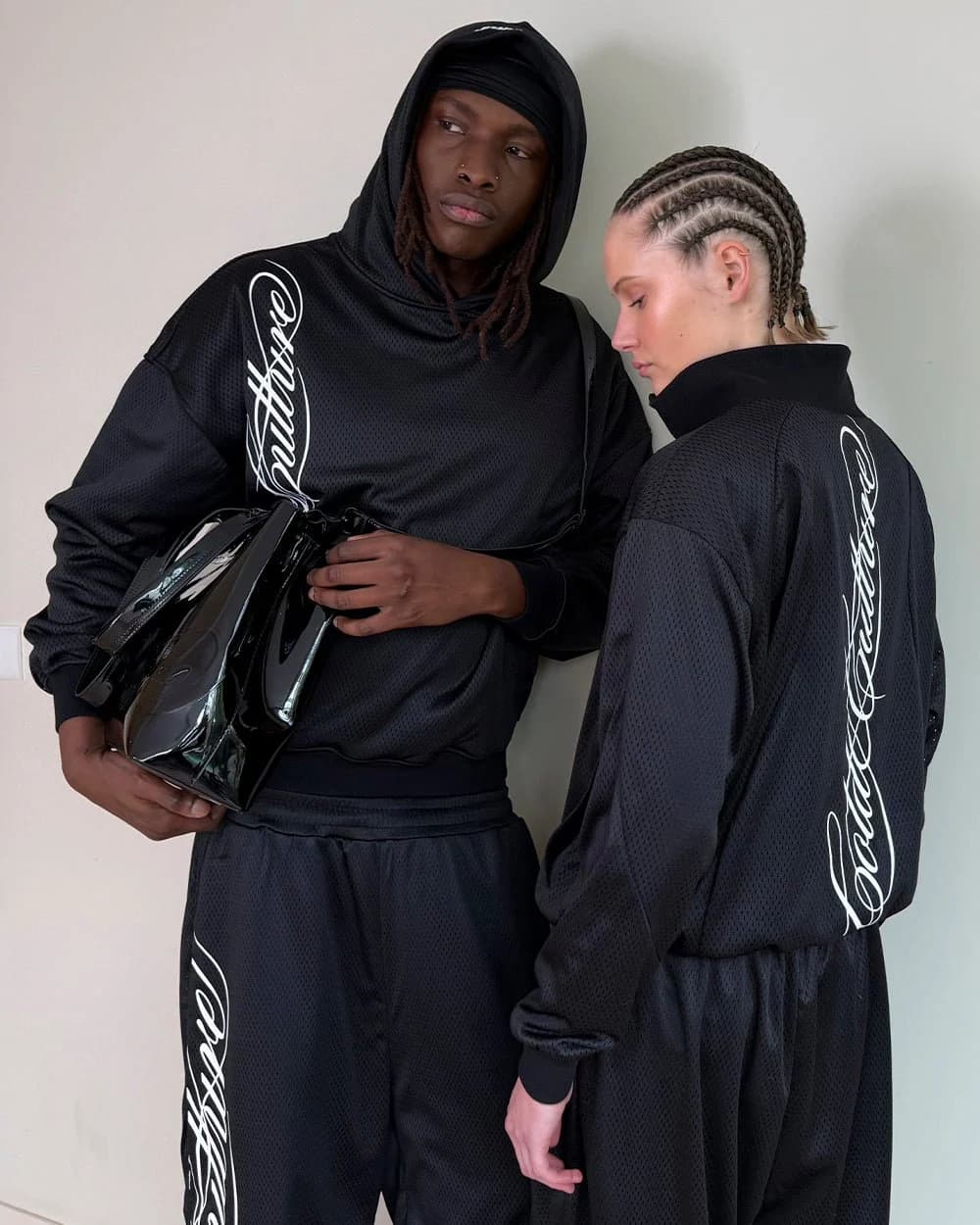 RIOT MESH HOODIE BLACK 8