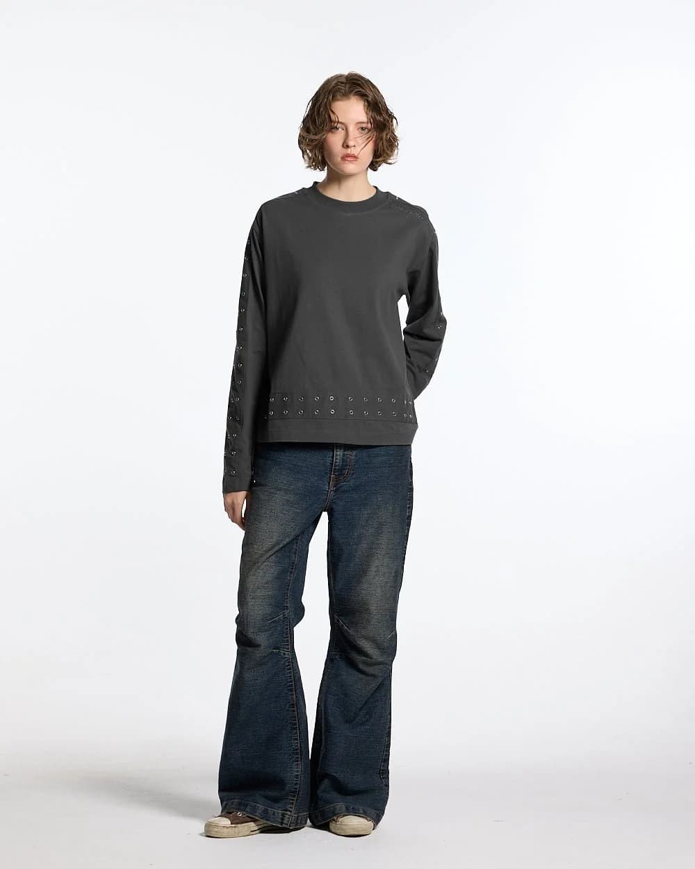 EYELET LONGSLEEVE BLACK 7