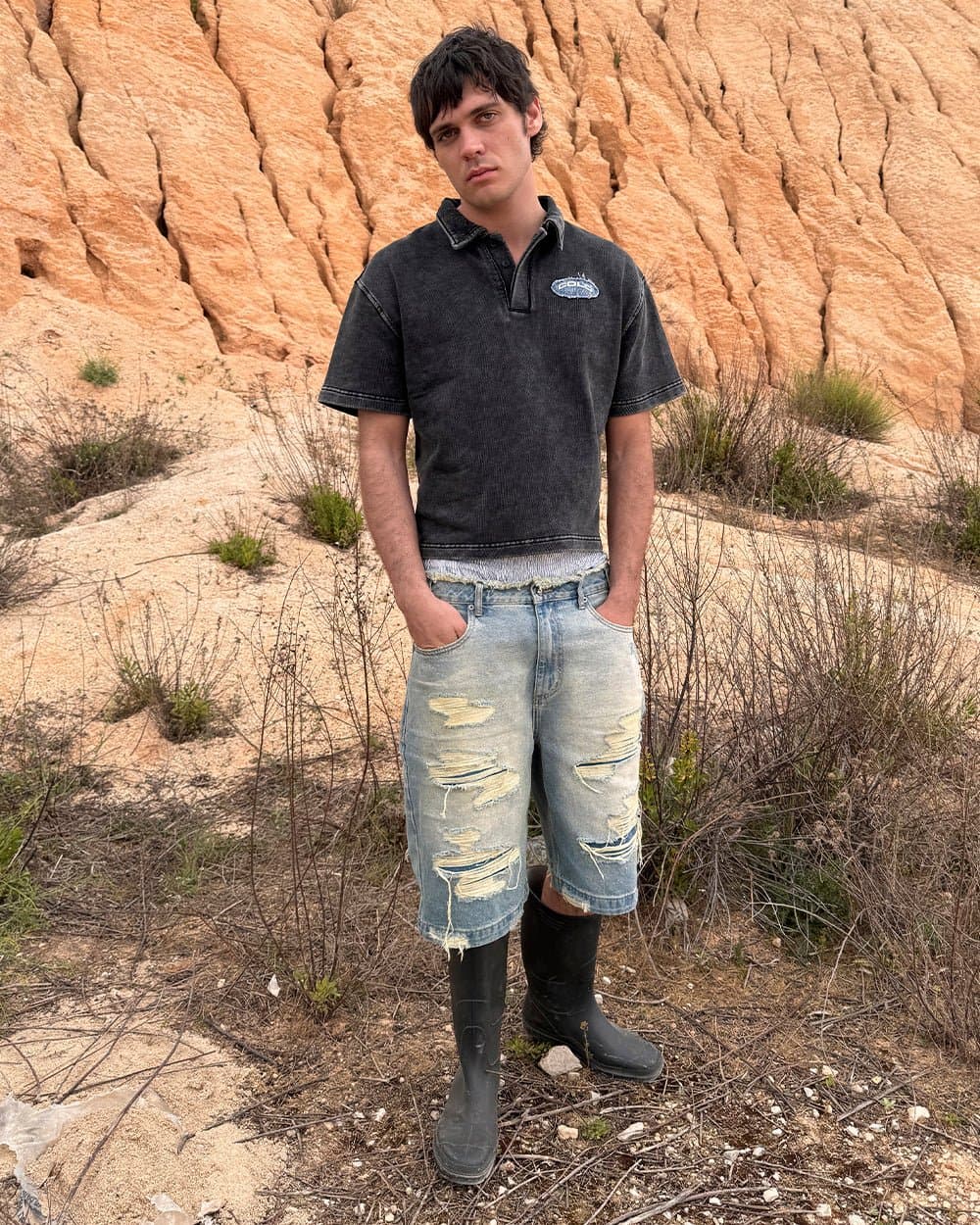 DISTRESSED DOLLAR POLO BLACK 12