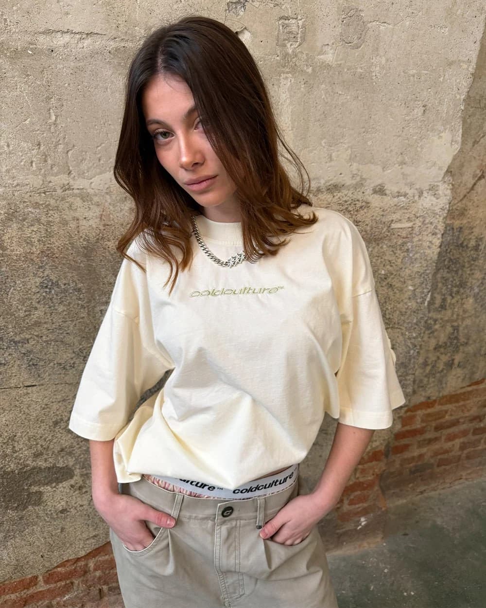 DISTRESS CURVED TEE CREAM 8