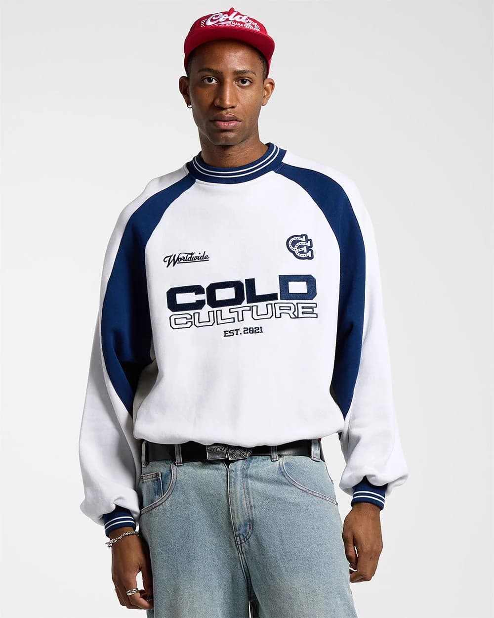 COWBOY VARSITY CREWNECK WHITE/BLUE 3