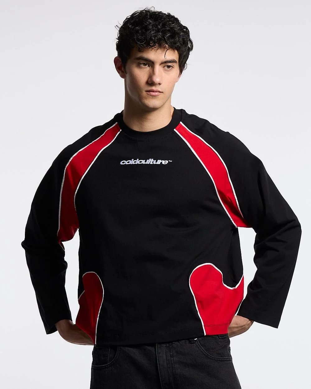 SLIDER LONGSLEEVE TEE BLACK & RED 2