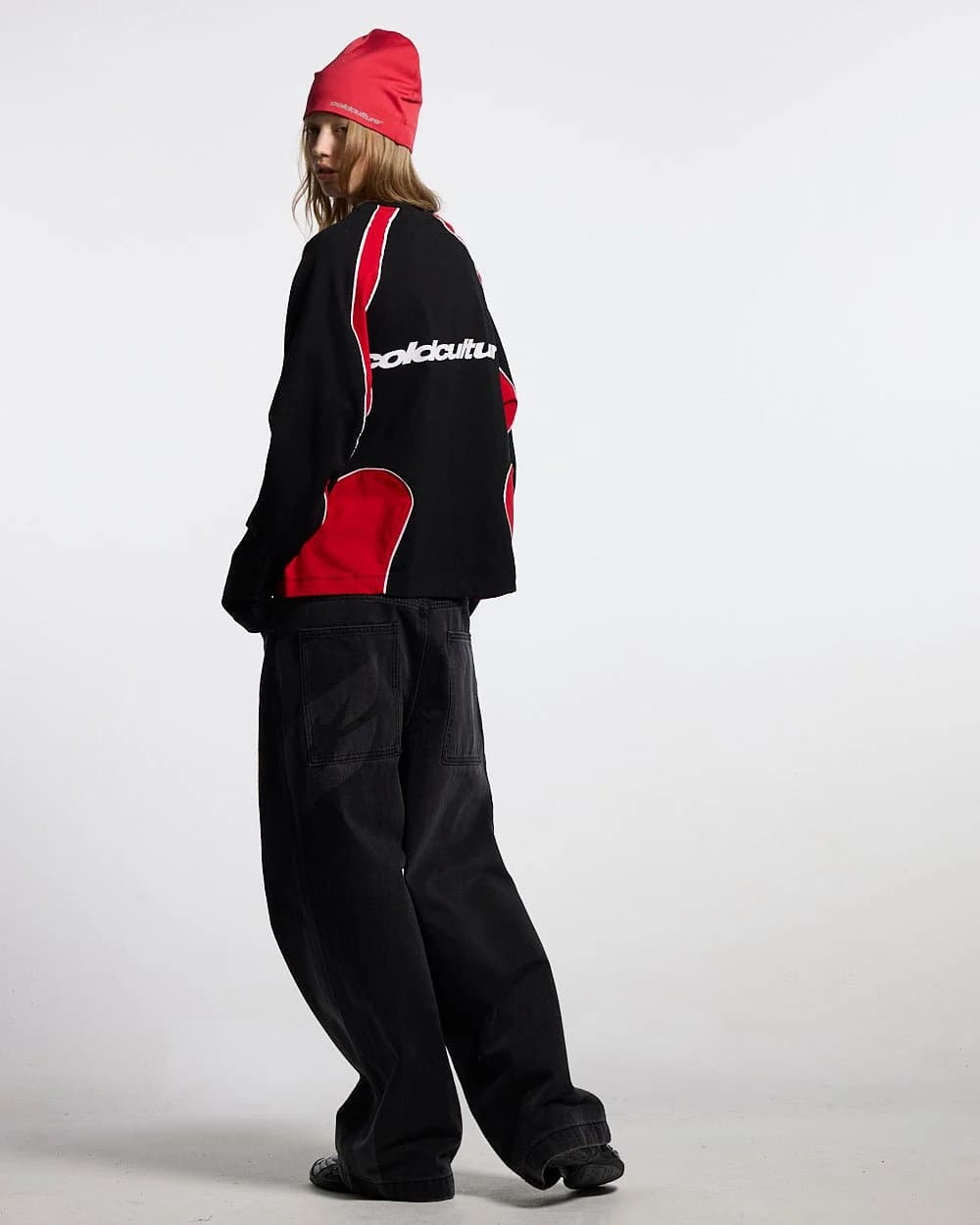 SLIDER LONGSLEEVE TEE BLACK & RED 6