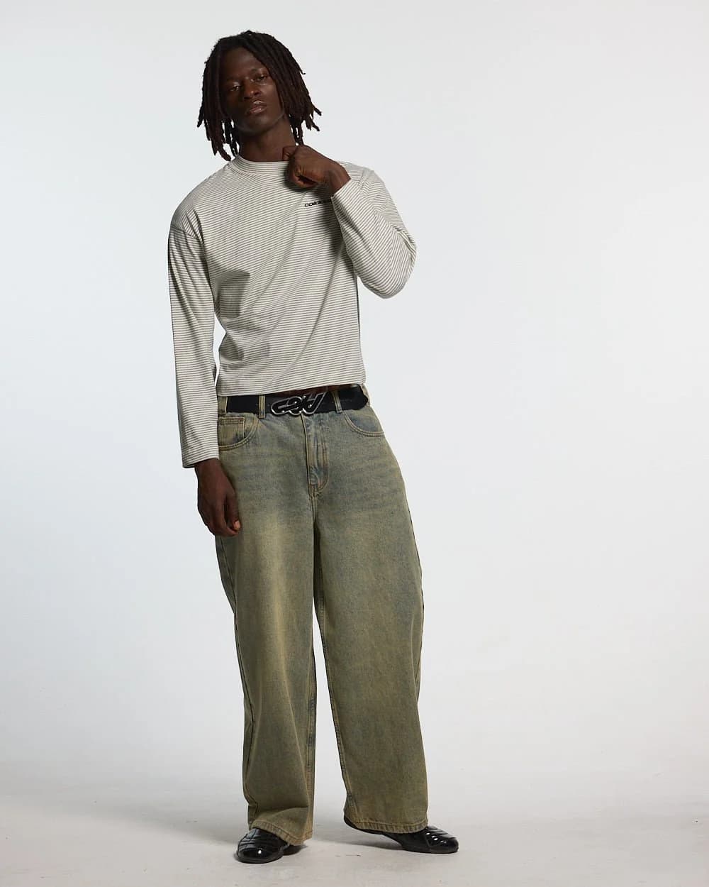 SCRIPT STRIPES LONGSLEEVE GREY 4