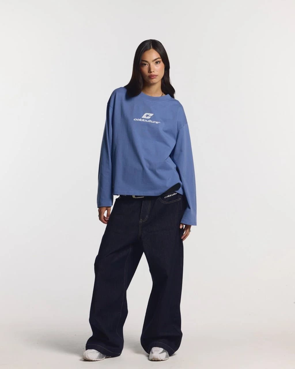 CURVED LONGSLEEVE BLUE 6