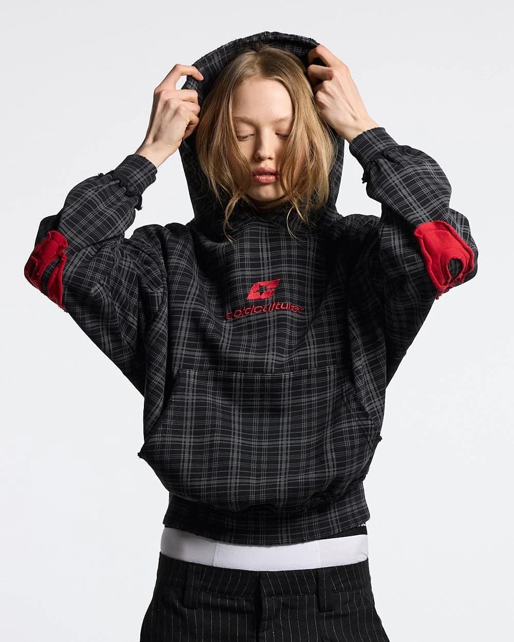 TARTAN HOODIE BLACK 5