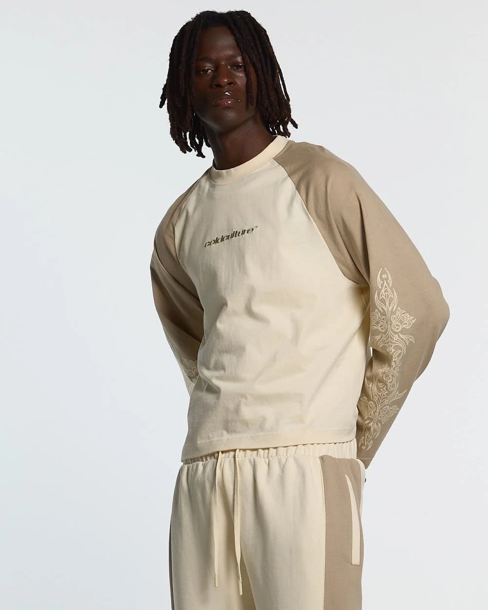 TRIBAL LONGSLEEVE GREY & OFF WHITE 3