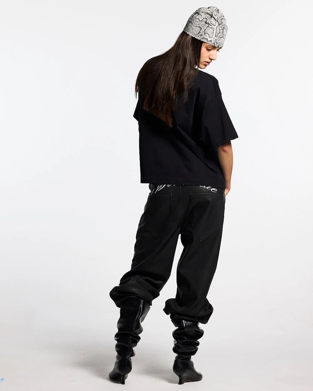 MR WORLDWIDE TEE BLACK 6