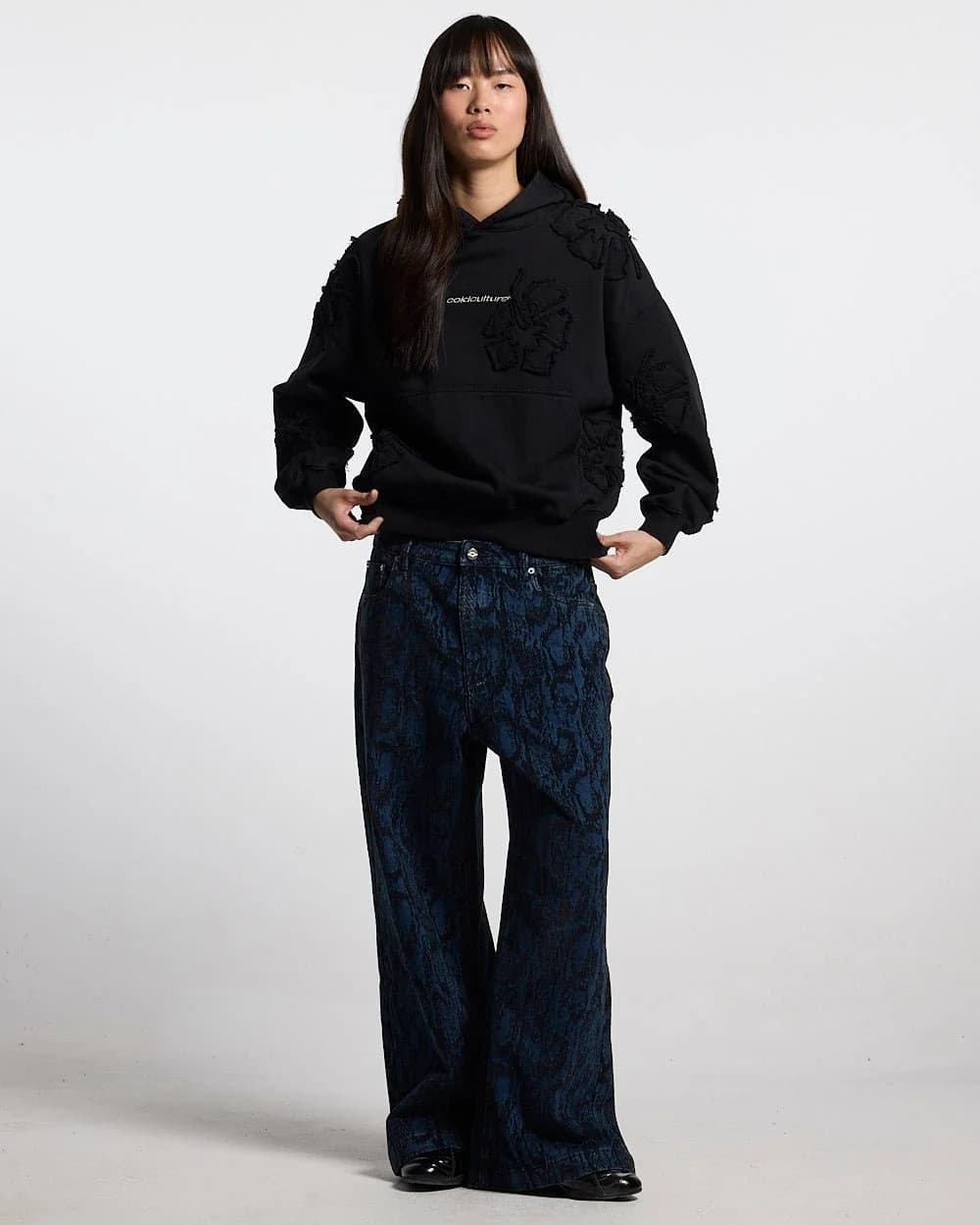 FAKE LOVE HOODIE BLACK 5