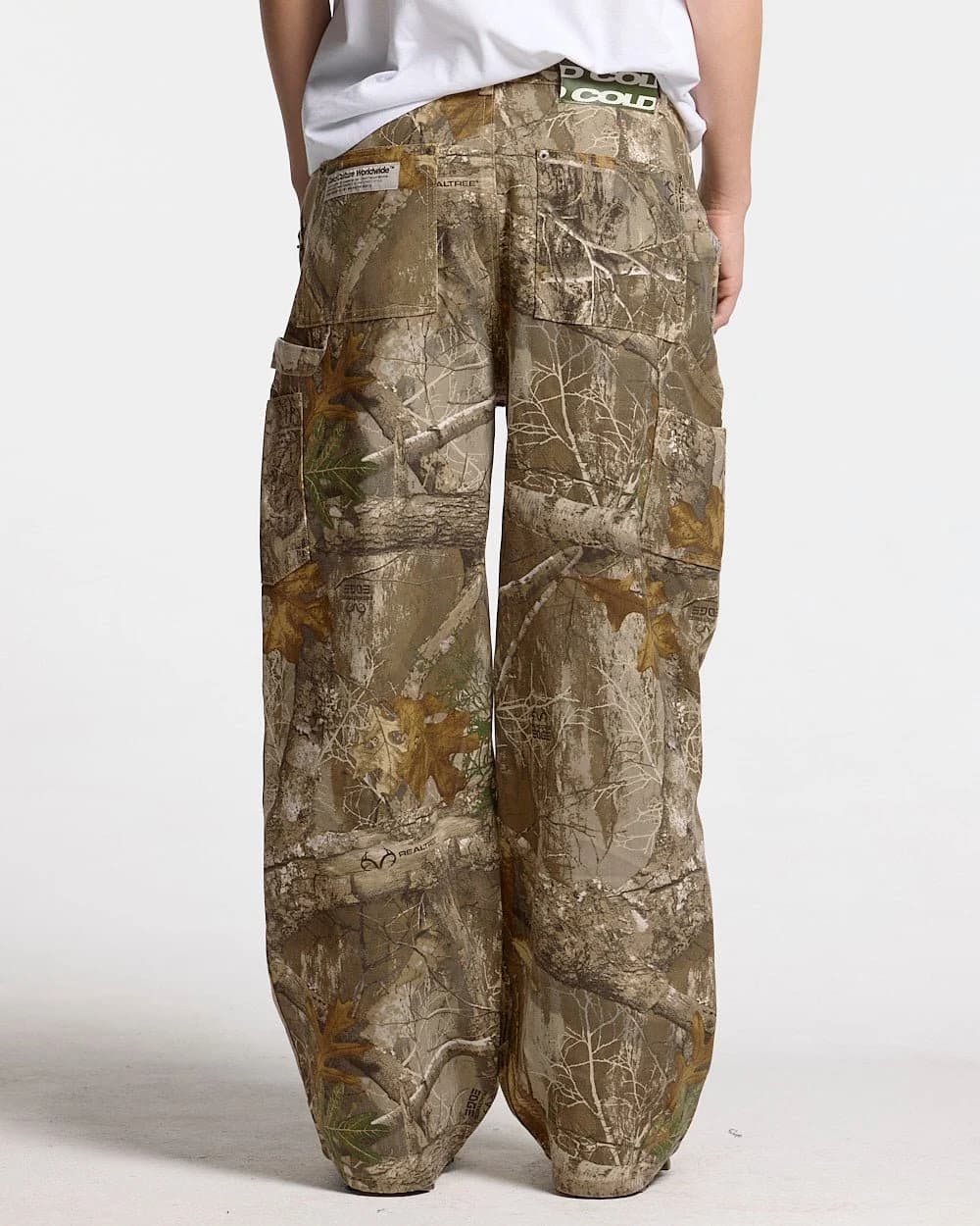 V1 CARPENTER PANTS REALTREE 7