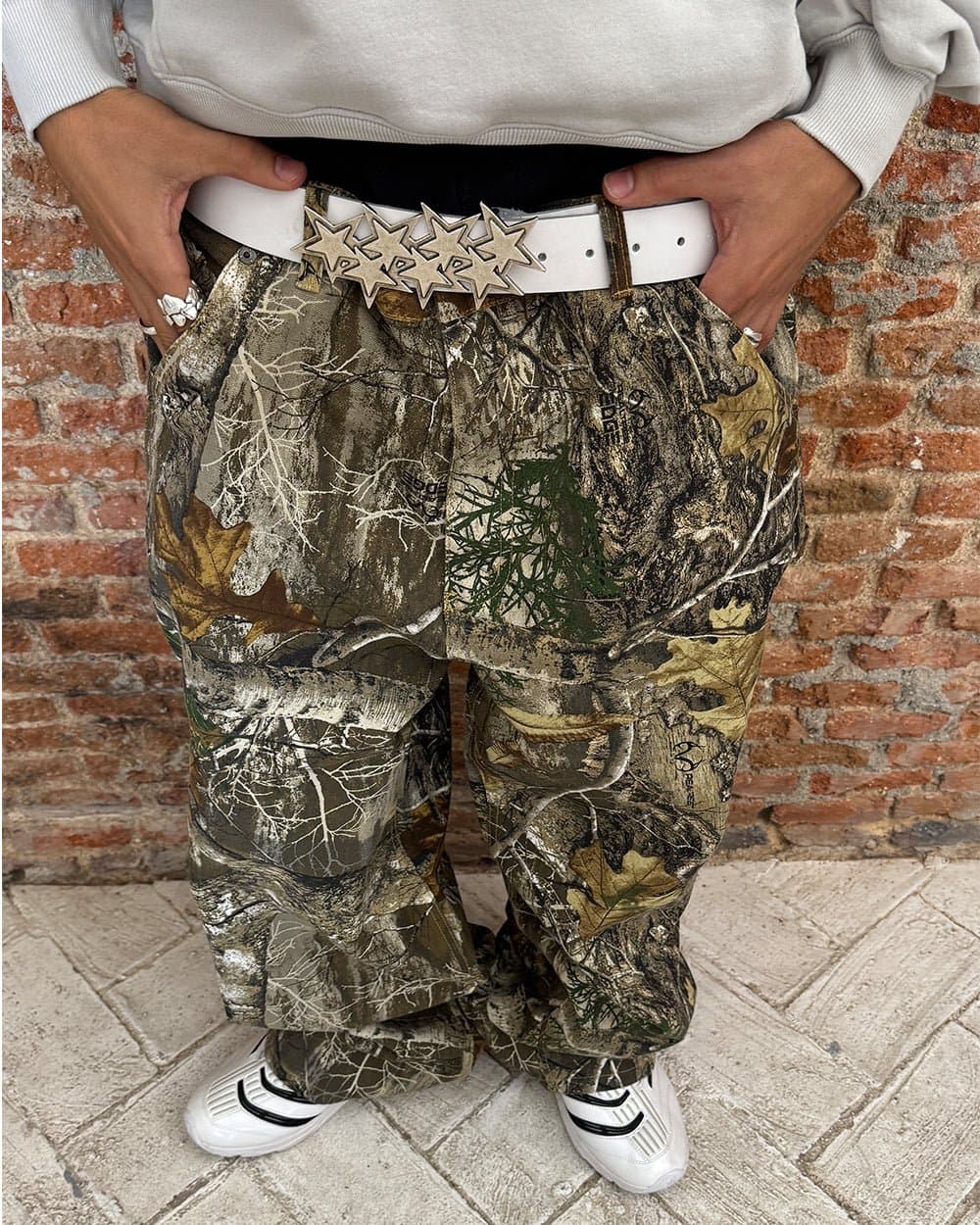 V1 CARPENTER PANTS REALTREE 9