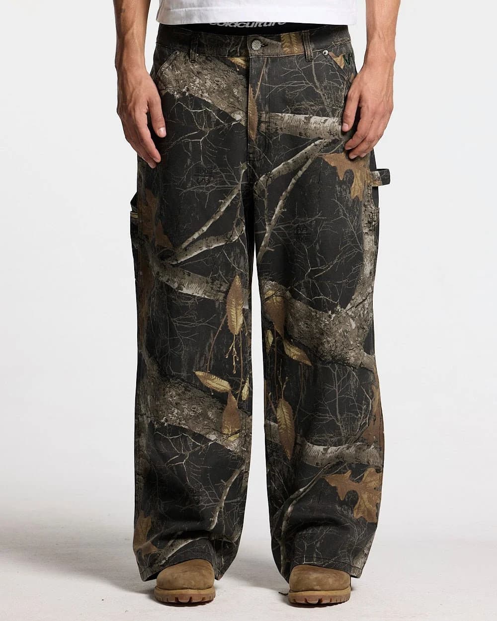 V1 CARPENTER PANTS REALTREE BLACK by COLD CULTURE