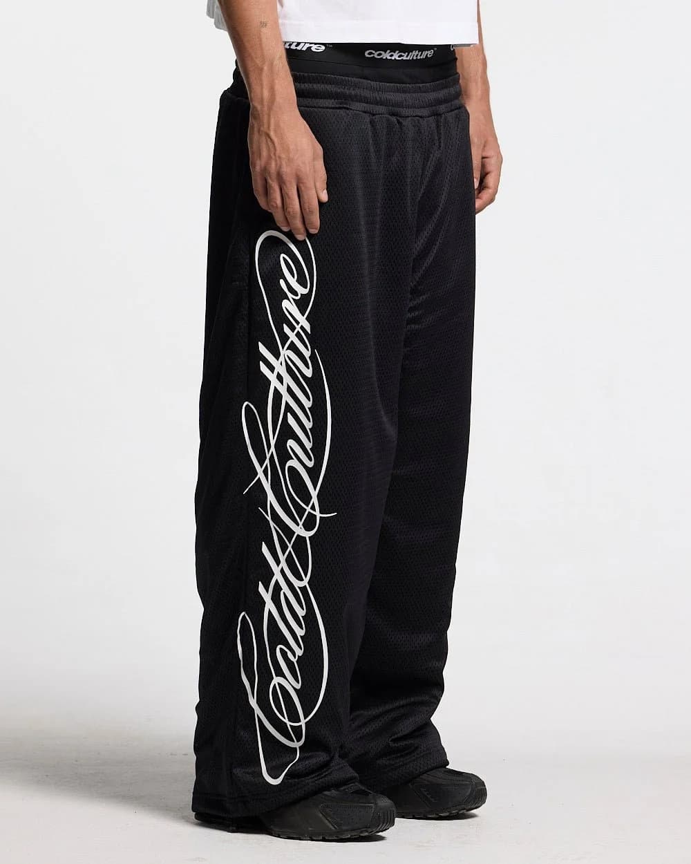 RIOT MESH SWEATPANTS BLACK by COLD CULTURE